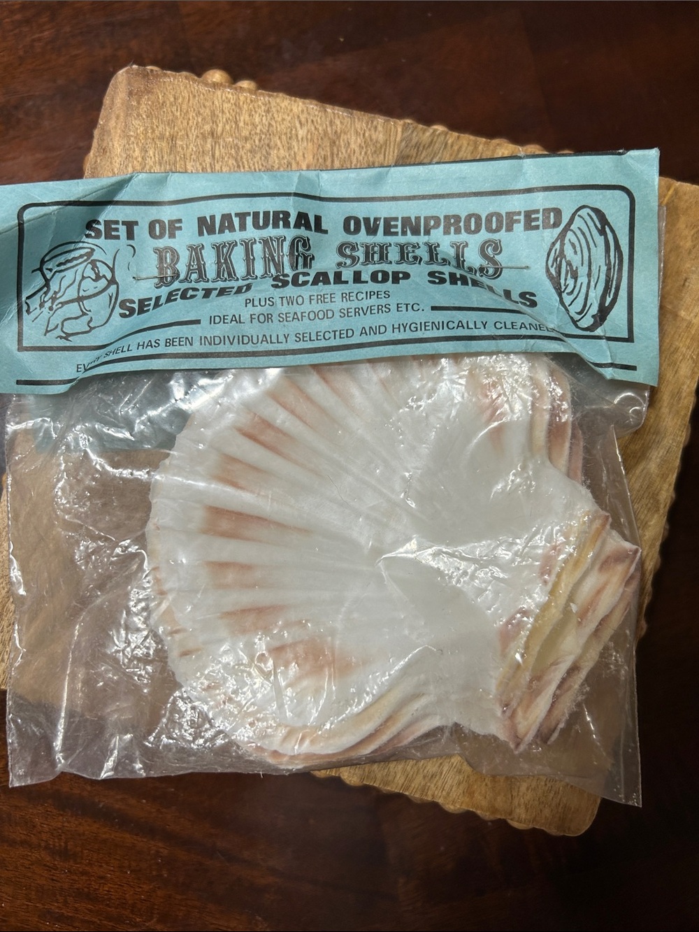 Set of Natural Ovenproof Baking Shells 1970’s (NOS) Sealed Package of 4 Scallop